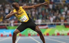 Jamaica's Usain Bolt celebrates after the men's 200m final of Athletics at the 2016 Rio Olympic Games in Rio de Janeiro, Brazil, on Aug. 18,2016. Usain Bolt won the gold medal. (Xinhua/Wang Lili)