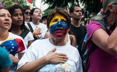 CARACAS, Feb. 28, 2014 (Xinhua) -- People participate in a protest against the Venezuelan government in Caracas, Venezuela, on Feb. 27, 2014. (Xinhua/Str) (ah) (sp)