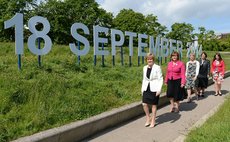 EDINBURGH, June 10, 2014 (Xinhua) -- Scottish Deputy First Minister Nicola Sturgeon (L) is seen in Edinburgh, Scotland, Britain, June 9, 2014. 