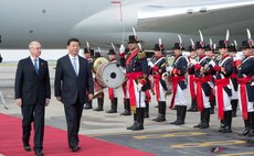 BUENOS AIRES, July 18, 2014 (Xinhua) -- Chinese President Xi Jinping (2nd L) is welcomed by Argentinian Foreign Minister Hector Timerman (1st L) in Buenos Aires, Argentina, July 18, 2014