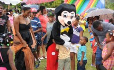 Mikey wows children at Kairi Christmas Wonderland