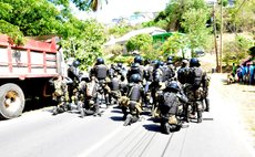 Police get ready for battle on Salisbury road