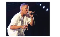 De Examiner performs