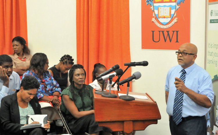 Dr. Seepersad delivers lecture at UWI, Dominica