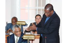Edison James speaks in Parliament in 2007