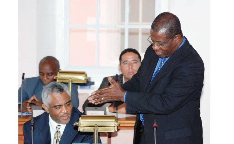 Edison James speaks in Parliament in 2007